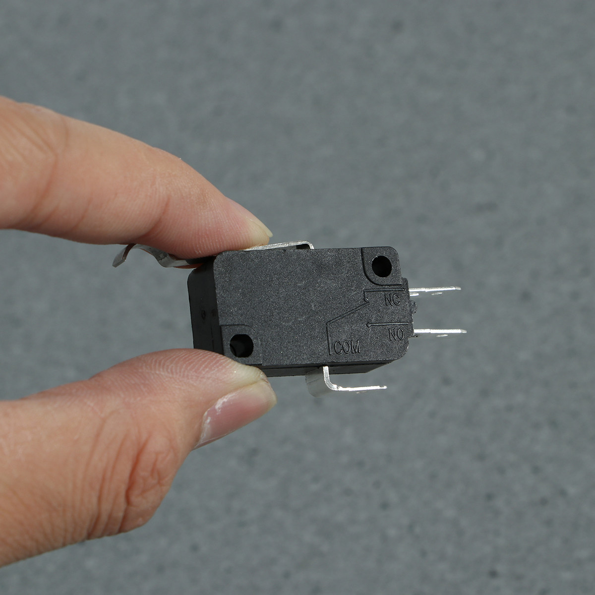 12 pcs Micro Switch Pin Type P - Home Appliances 评论和价格